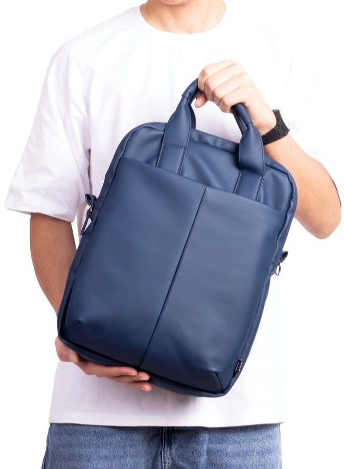 ايه ار سابلاي AR Hybrid Bag من Arij Bags | شنطة متعددة الاستخدام للجنسين بخامة مقاومة للمياه، 3 طرق للحمل، جيب لابتوب وتابلت، مساحة واسعة للاستخدام اليومي والسفر (40 × 30 × 10 سم) (كحلي) - Image 5