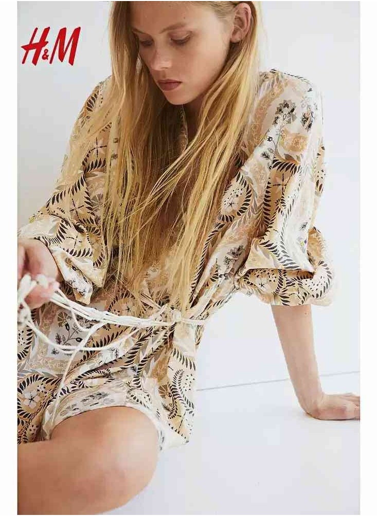 H and M - HM Women's New Loose Lightweight Comfortable And Fashionable Dress - Image 1