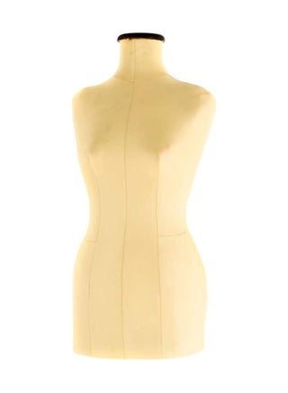 Beige women's mannequin imported - pzsku/Z711C6D8F253CDEA3A366Z/45/_/1692750708/2e1bf239-0c2f-4f5d-93f8-971df7a1107c