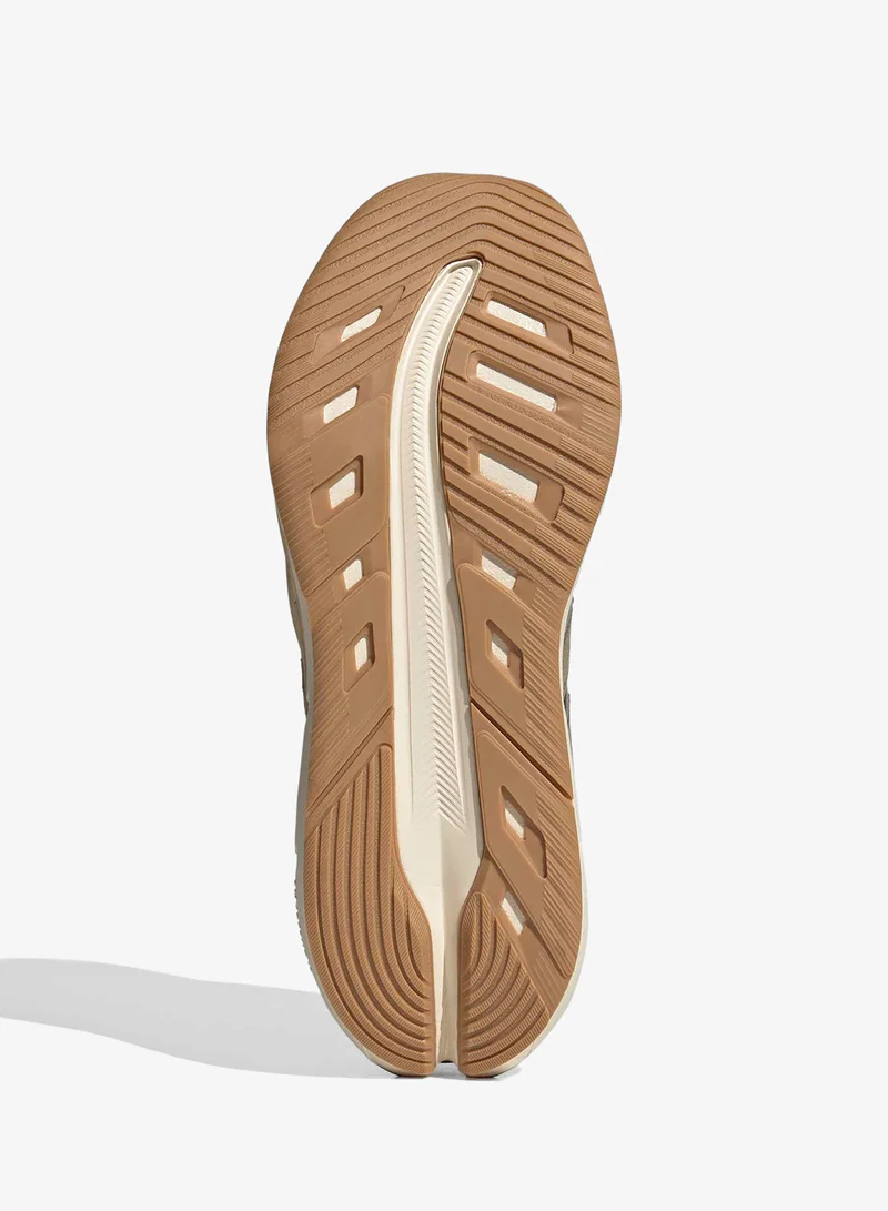 اديداس أسترستار