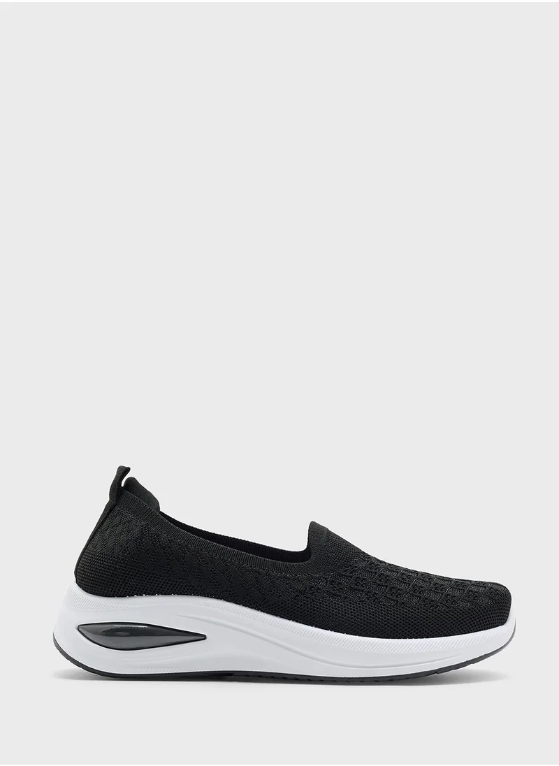 جينجر Fly Knit Slip On  Comfort Shoe