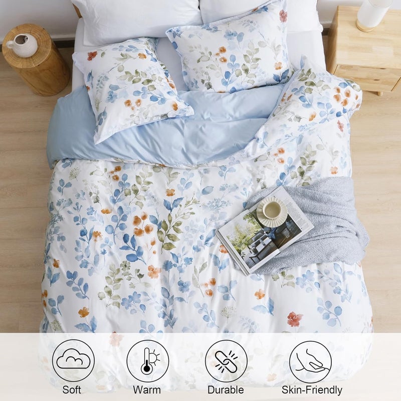 PHF غطاء لحاف بيزلي فائق النعومة بحجم كينج، مجموعة بياضات مطبوعة 3 قطع، مجموعة غطاء لحاف بنمط مريح على الطراز الريفي مع 2 غطاء وسادة، إغلاق بسحاب و 8 روابط، 104"x90"، أبيض وأزرق - Image 2