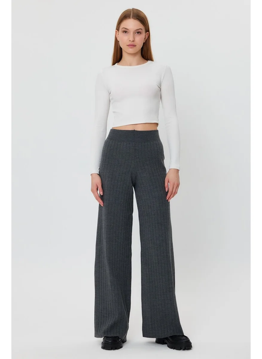 الكسندر جاردي Elastic Waist Ribbed Tracksuit Bottoms (S92398-ALT)