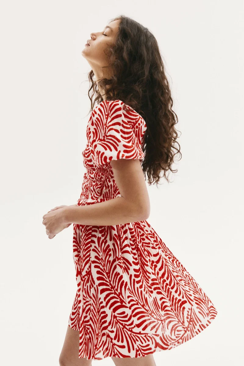 H&M Smocked-bodice crinkled dress