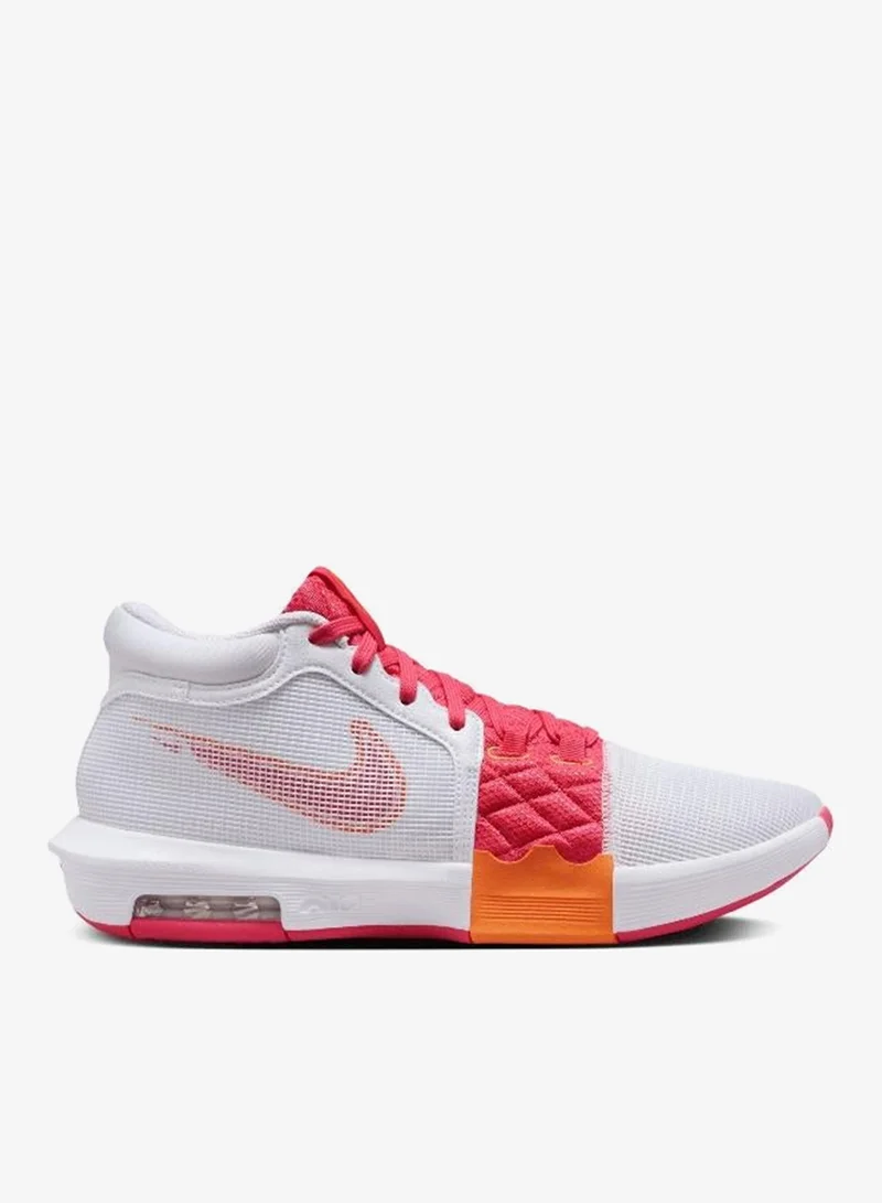LeBron Witness 8 Basketball Shoes