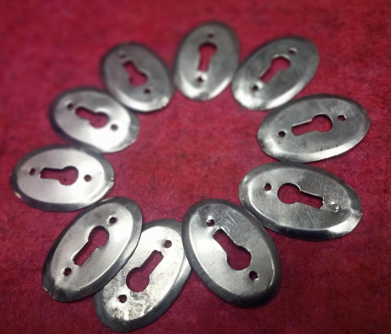 Oval Shap Key Hole Round Length25 cm with2 cm Silver 10 pcs  - Image 3