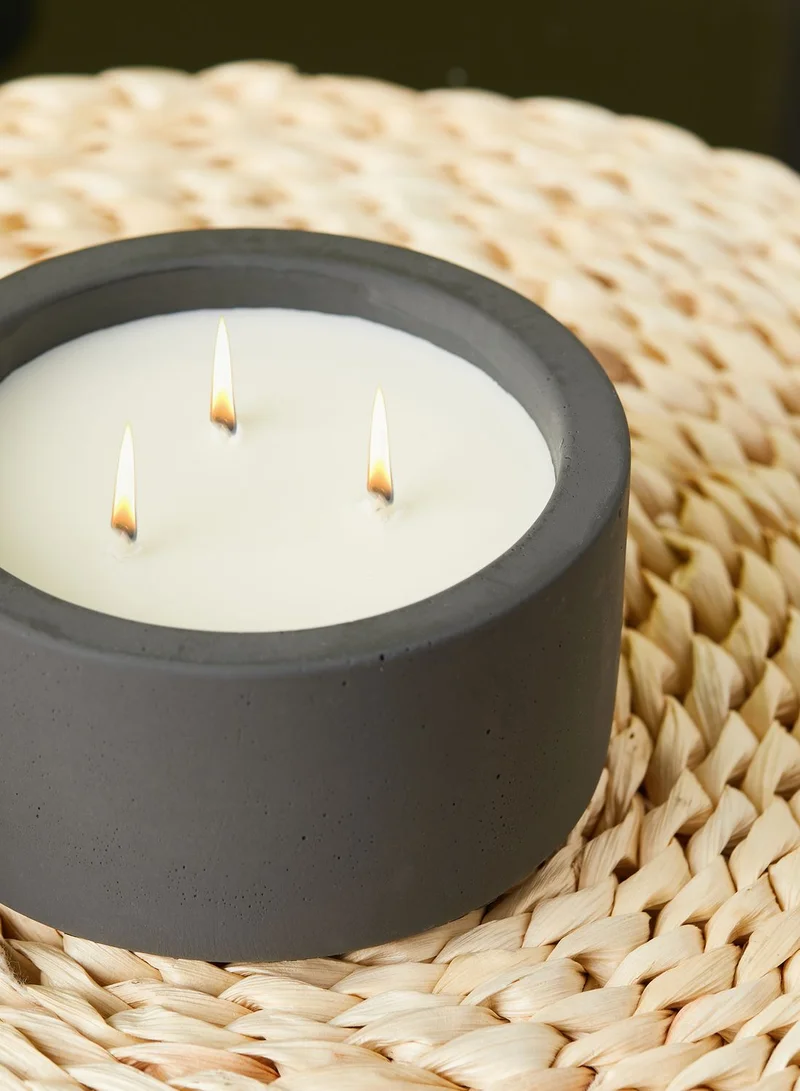GENTLEMEN'S HARDWARE Concrete Candle Black Oak 7Oz