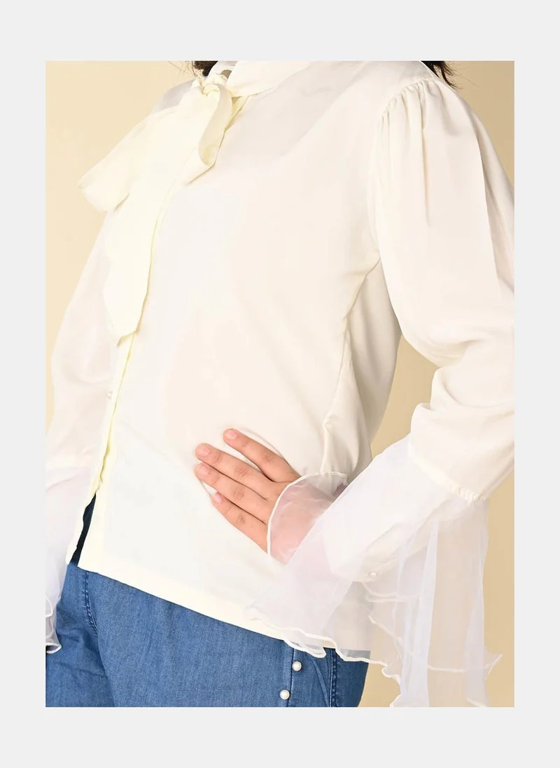 ليلك Balloon Sleeve Shirt with Embroidered Jogger Jeans Set