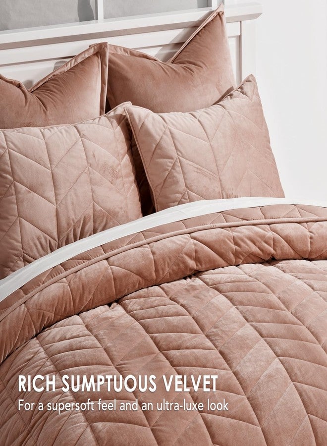 EVERGRACE 3 Pieces Luxurious Velvet King Quilts, Ultra Soft Lightweight Velvet Comforter Set, Matelasse Oversized Bedspread Coverlet for All Season with 2 Shams, Terracotta Clay, 108"x96" - Image 2