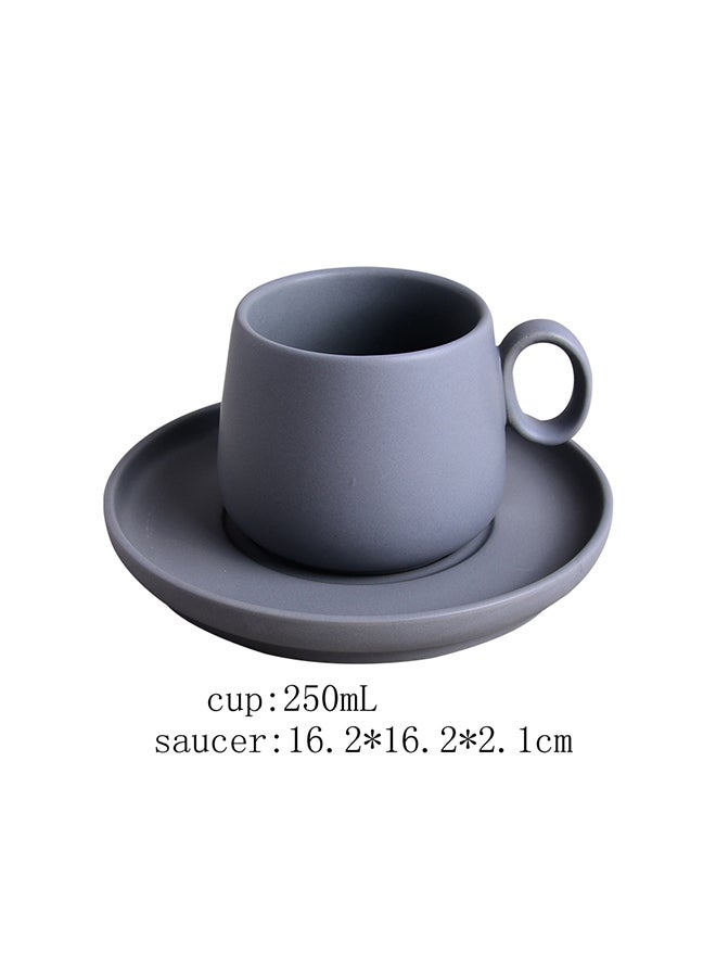 إسكدنيا فنجان بتصميم عميق وصحن رمادي - Image 4