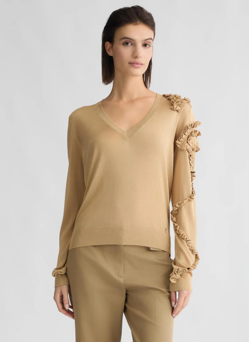 ليو جو Beige jumper with ruching