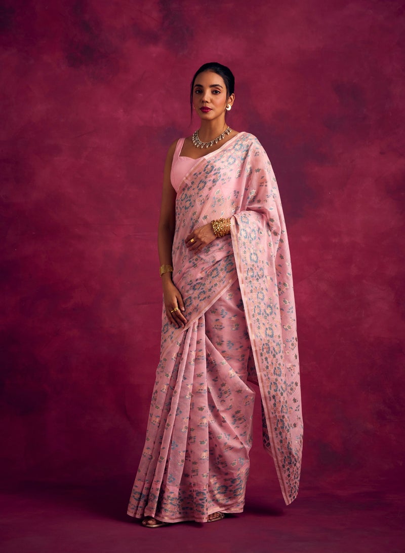 Abhishti Banarasi sakura woven zari saree-Sakura pink  - Image 3
