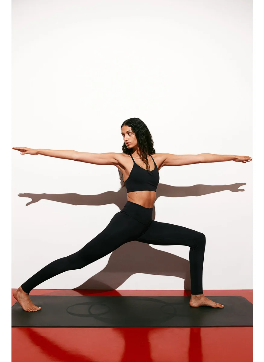H&M Softmoveâ„¢ Light Support Sports Bra