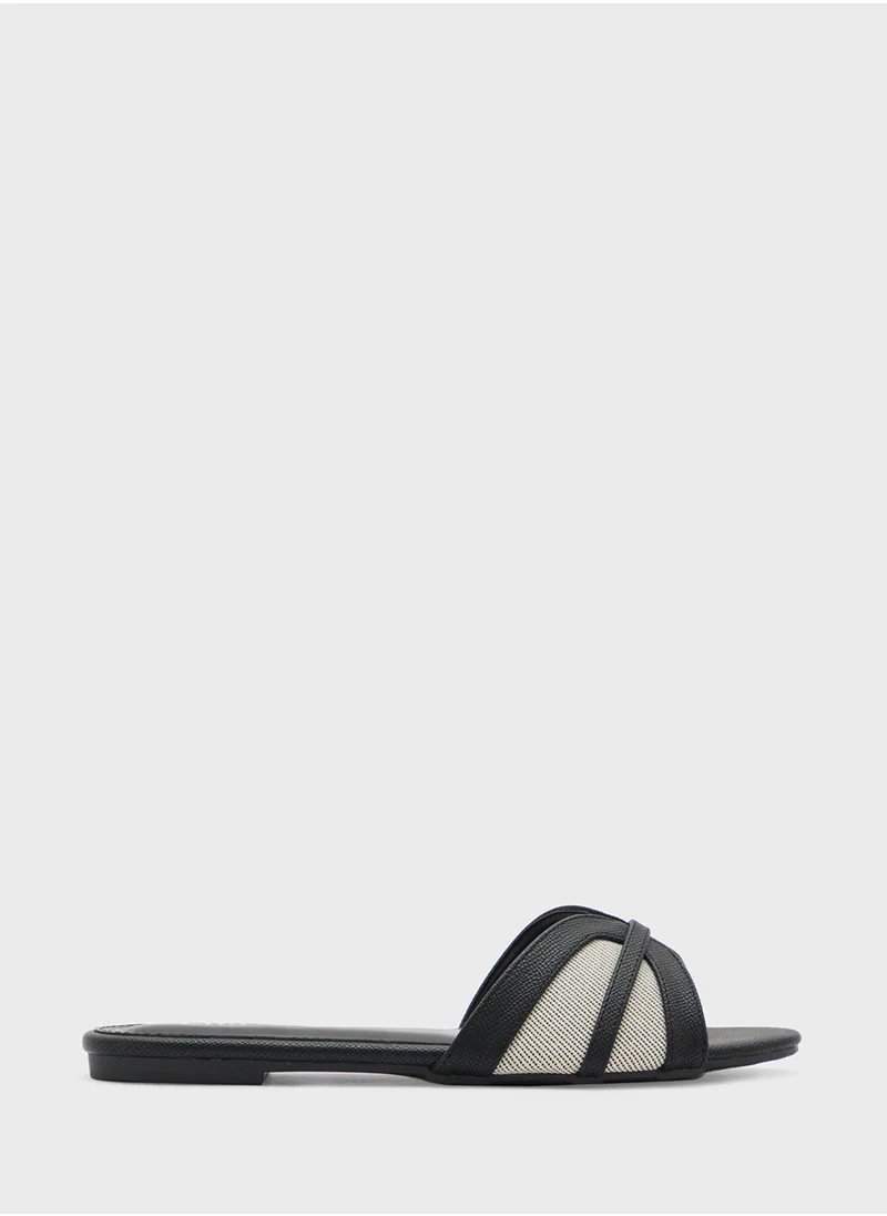 ايلا Color Block Flat Sandal