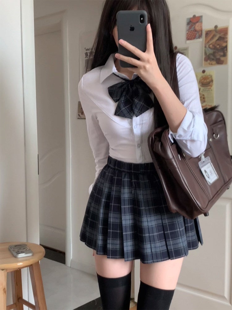 Original Mars Home JK Uniform Skirt Genuine High Waist Pleated Skirt Women's Dog Short Checked Skirt Waist Shirt Set Autumn and Winter - Image 1