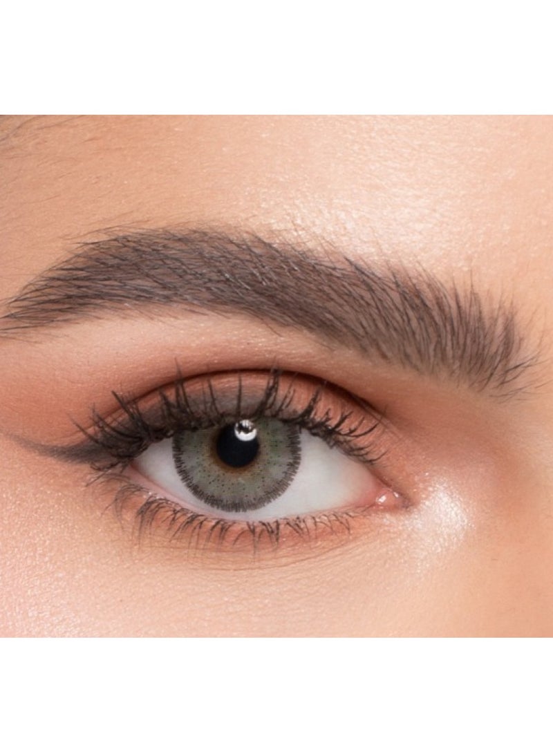 Monthly contact lenses in the  La Igate color