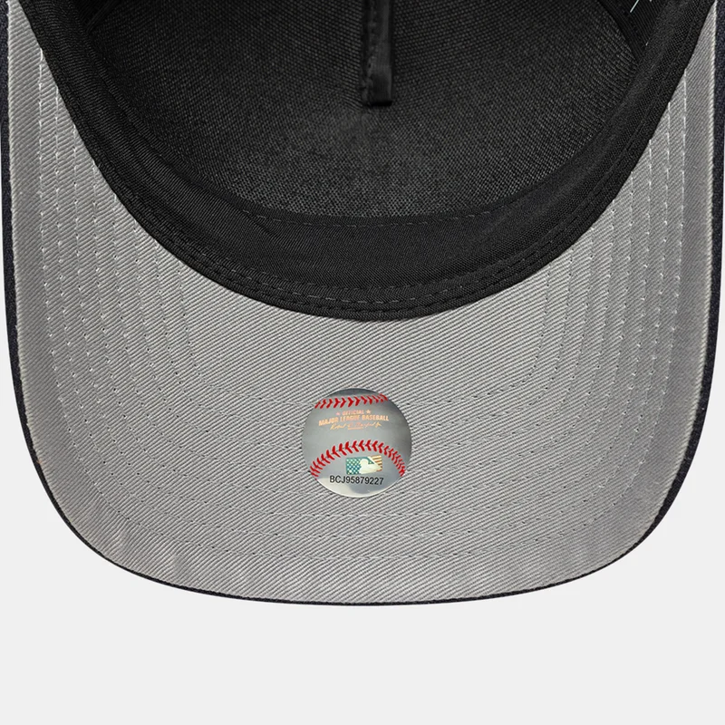 New Era Blue Men's MLB New York Yankees Emblem 9FORTY M-Crown A-Frame Cap for Men | Best Price UAE