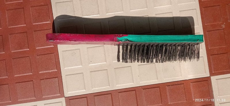 Heavy Duty Iron Wire Brush for Hard Stains of Paint Rust Removal Pack of 2  - Image 3