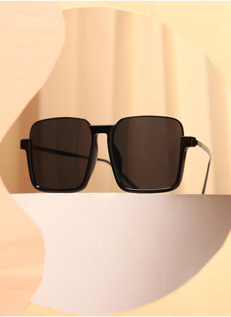 Haute Sauce Polarized Full Rim Oversized Sunglasses For Women  - Image 2