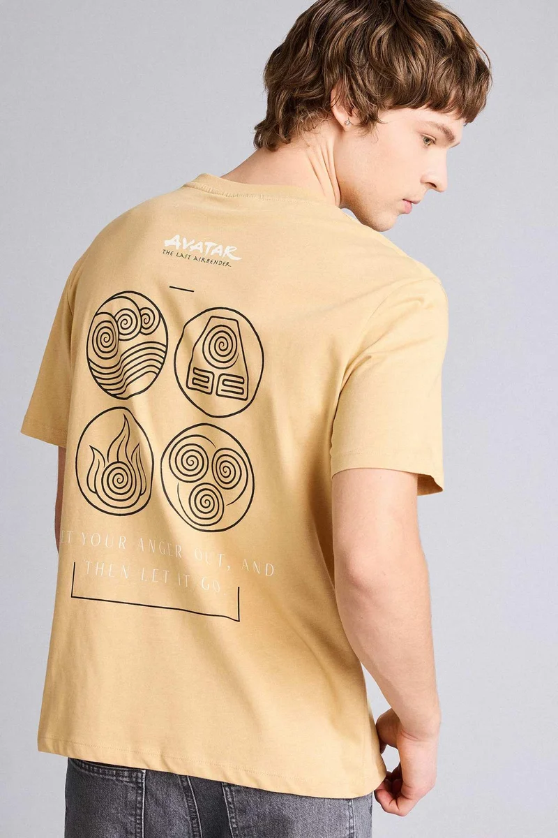 ديفاكتو Regular Fit Avatar The Last Airbender Licensed Crew Neck Short Sleeve T-Shirt