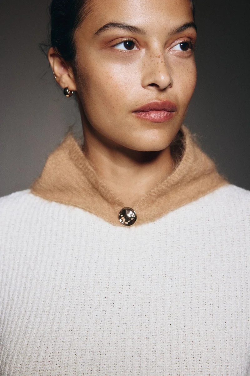 H&M Mohair-blend triangle scarf