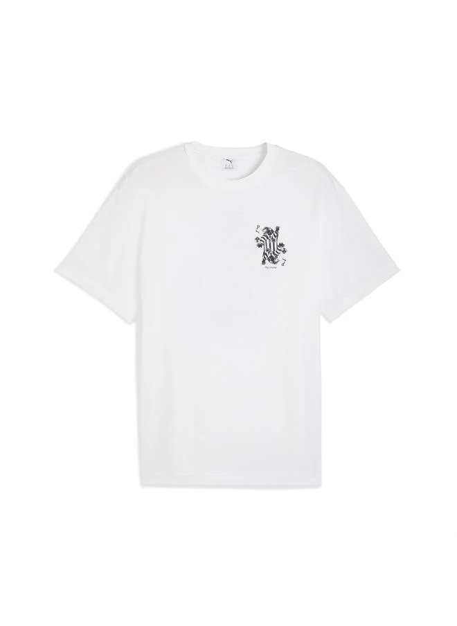 Puma PUMA White Graphic Card Play Relaxed Tee Men for Men | Best Price UAE