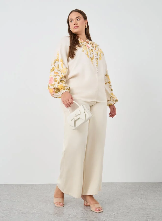 Styli Plus Size Floral Print Balloon Sleeve Shirt with Self-Covered Buttons