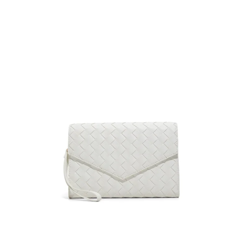 كول ات سبرنج ARIELLEE Textured Wristlet