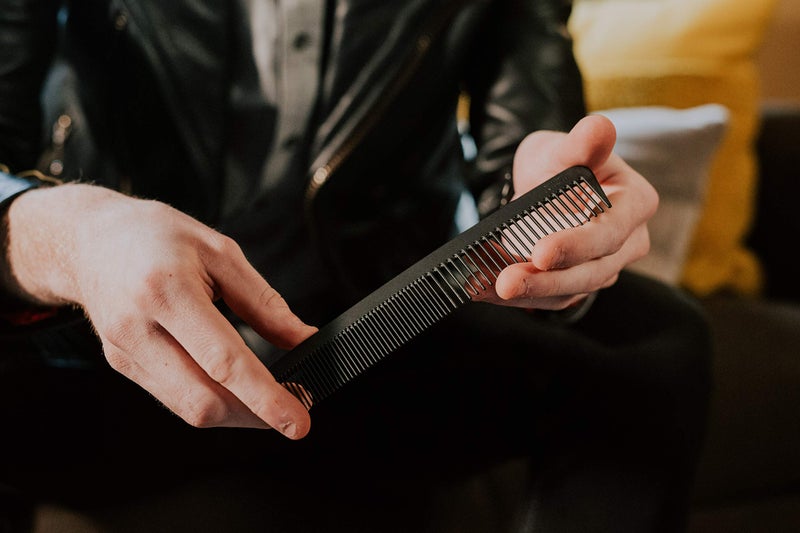 Chicago Comb Model 6 Carbon Fiber, 7 inches (17.8 cm) long, anti-static, graphite black, made in USA - Image 1