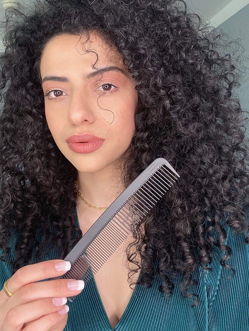 Chicago Comb Model 6 Carbon Fiber, 7 inches (17.8 cm) long, anti-static, graphite black, made in USA - Image 2