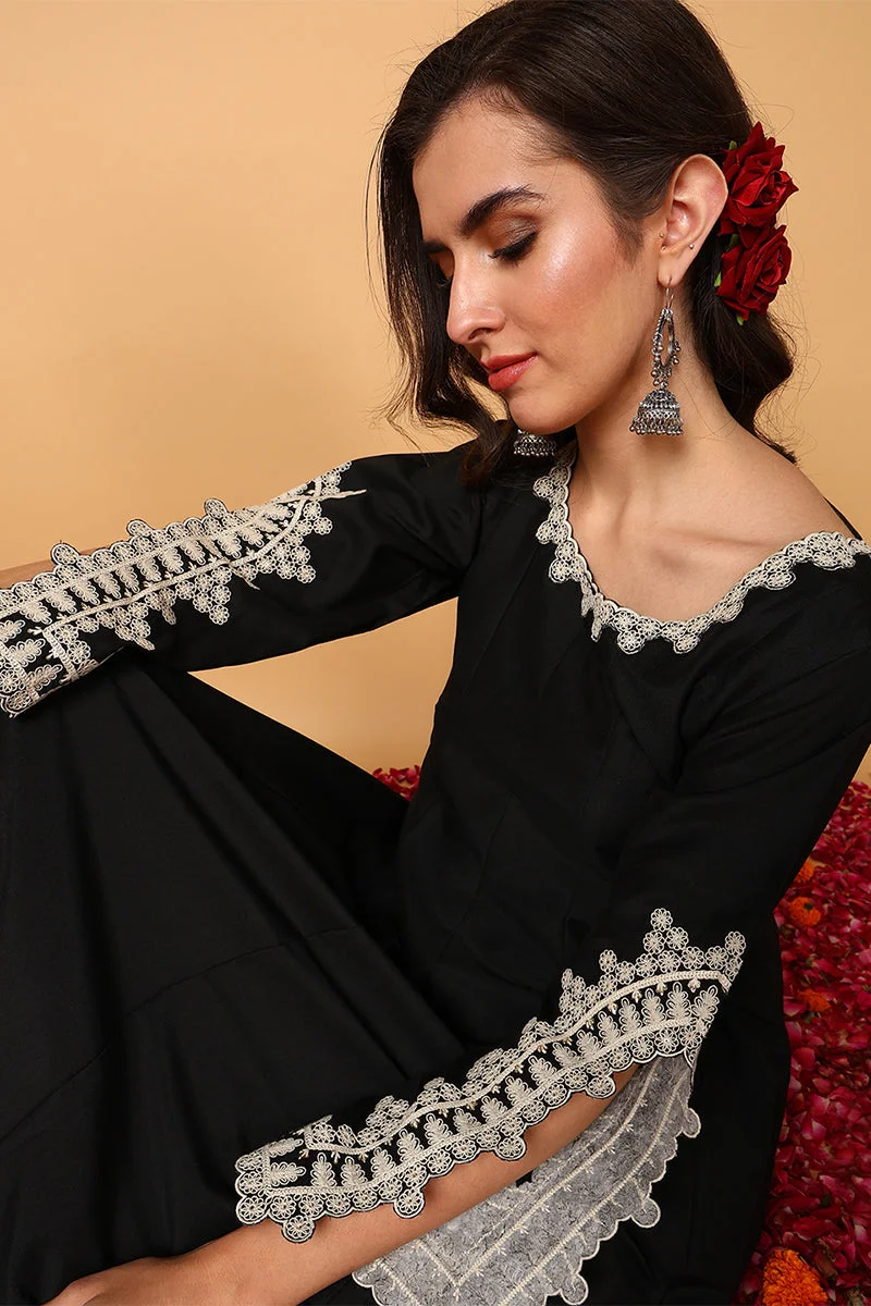 ZERESOUQ Black Silk Blend Solid Embroidered Flared Suit Set