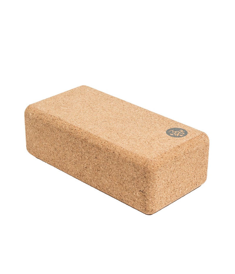 Manduka Cork Lean Yoga Block – Resilient Sustainable Material, Portable, Comfortable, Easy to Grip Fitness, Yoga Exercise & Pilates | 3" x 4" x 8.5" - Image 5