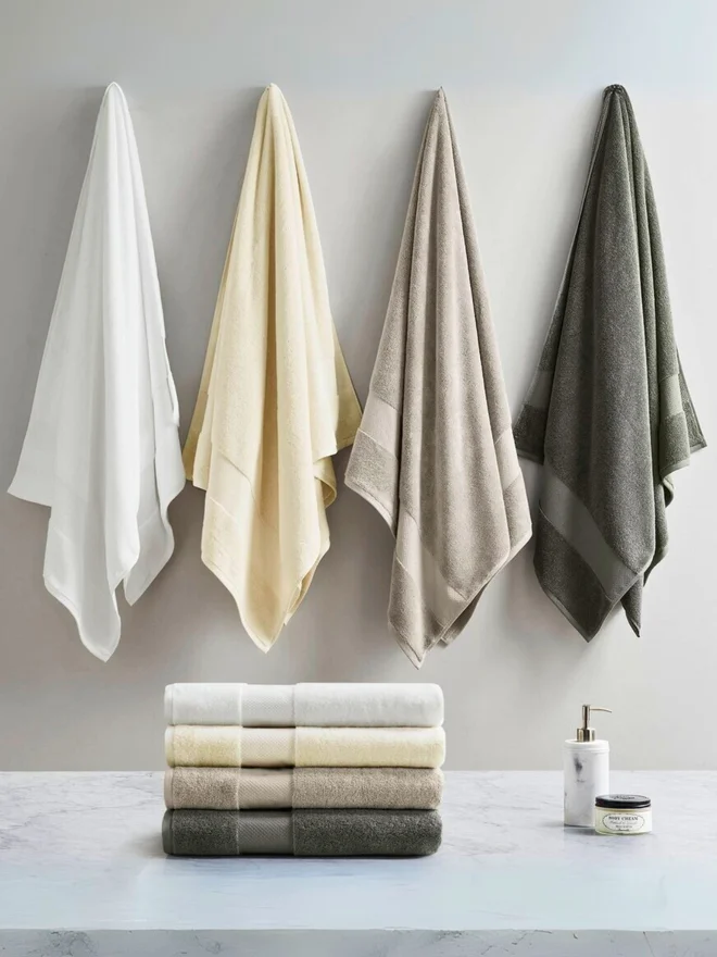 1Chase  Pack of 2 - Luxury Cotton Bath Towel, Beige 70x140cm  | Best Price UAE