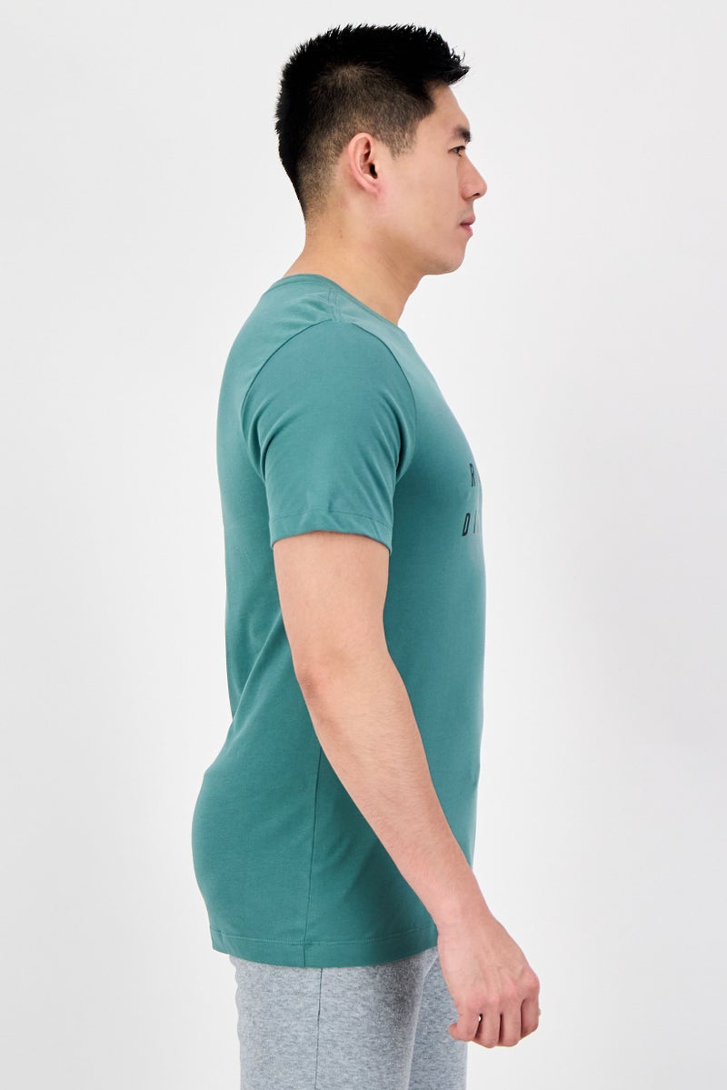 Nike Men Sportswear Fit Short Sleeve Running T-Shirt, Green - Image 4