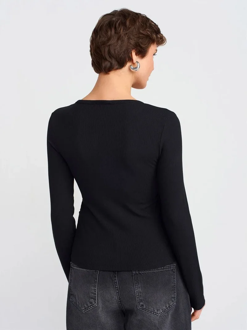 ديلفين DILVIN Slim Fit Ribbed Button-Front Blouse