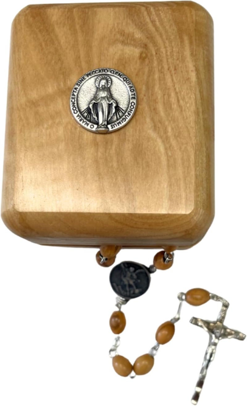 RosaryMart طقم هدية مسبحة خشب الزيتون وعلبة سانت ميخائيل - Image 5