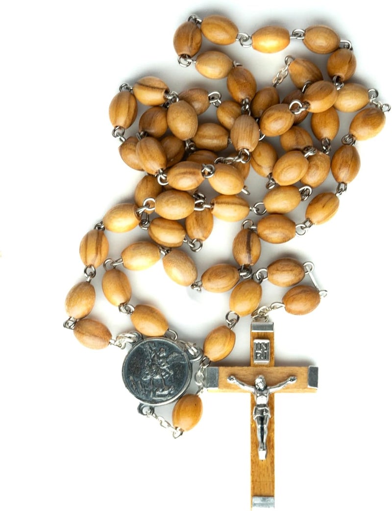RosaryMart طقم هدية مسبحة خشب الزيتون وعلبة سانت ميخائيل - Image 2