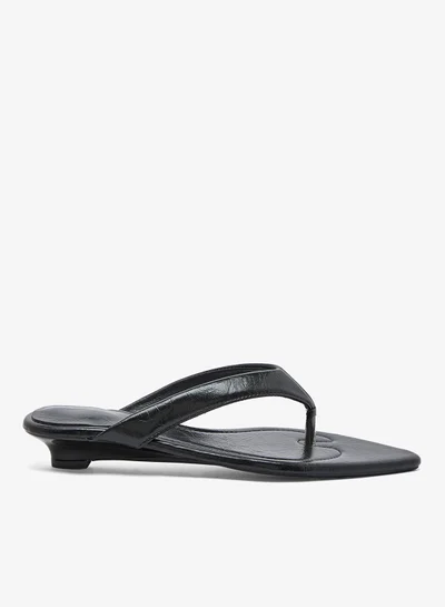 Ginger Thong Pointed Toe Flat Sandals