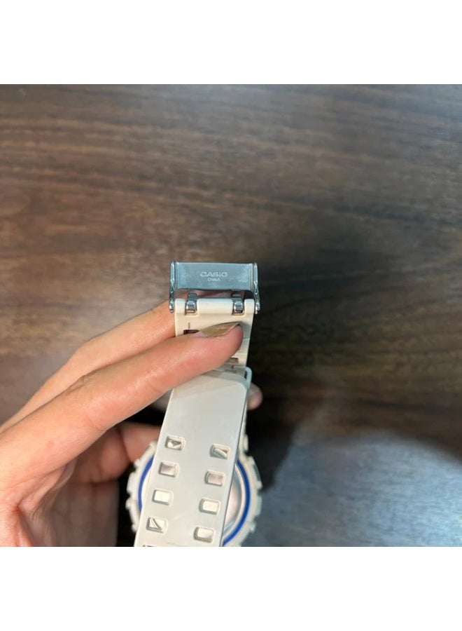 كاسيو ساعة كاسيو جي-شوك GA-100B-7ADR للرجال بعرض تناظري ورقمي، مقاومة للصدمات والمغناطيسية ومقاومة للماء حتى 200 متر، بسوار راتينج أبيض - Image 4