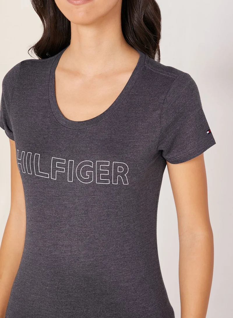 TOMMY HILFIGER Logo T-Shirt