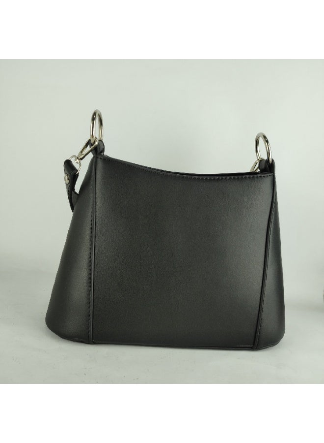 شنطه يد نسائيه جلد أسود اللون - Image 1