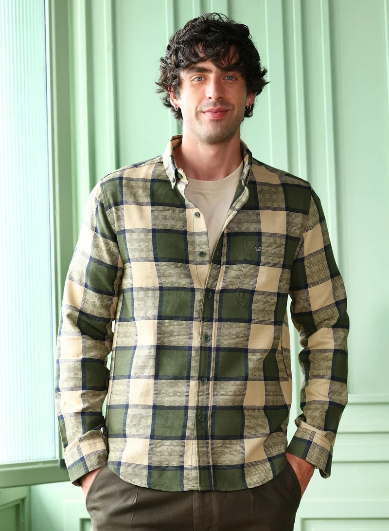 Campus Sutra Men Button-Down Block-Check Shirt | Button-Down Collar, Long Button-Cuff Sleeves | Button , Curved Hem | Checks Jacquard | Woven Fabric For Casual & Daily Wear | Sacramento Green