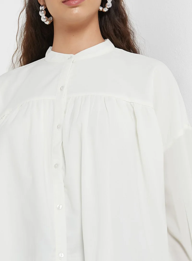 Ginger Solid Asymmetrical Hem Shirt