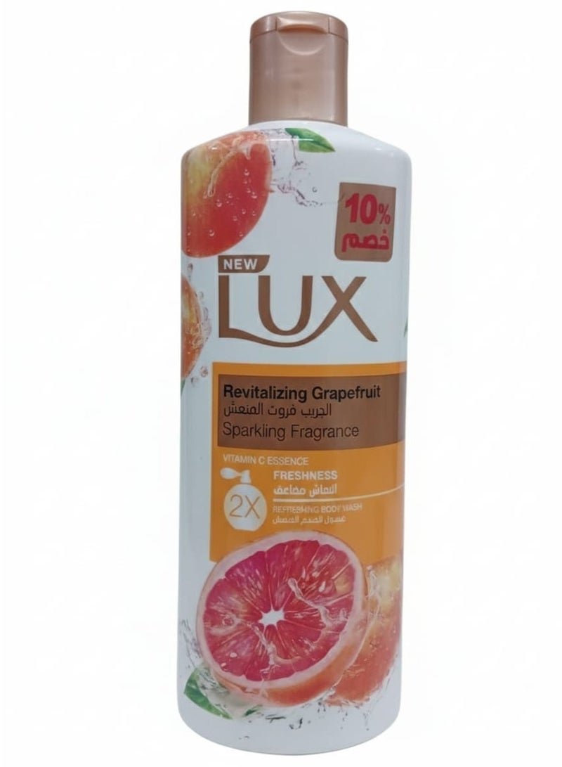 Lux Refreshing Body Wash, With Grapefruit Scent, Vitamin C Extract And Double Freshness, 500ml + Loofah - Image 3