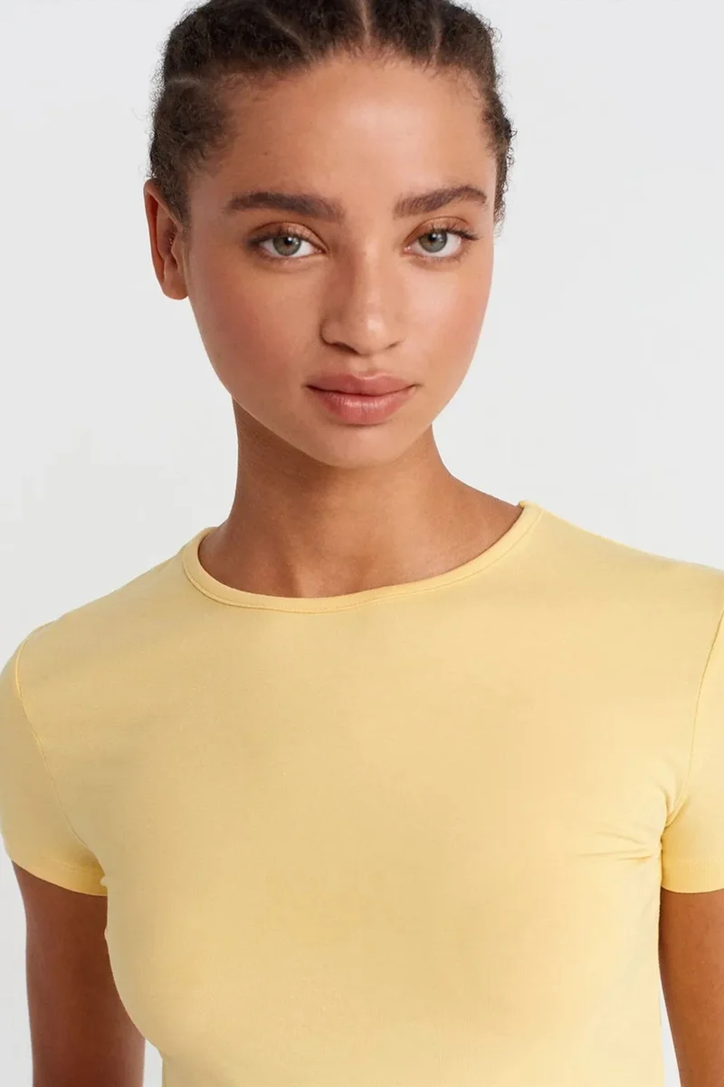 Dilvin Lemon Yellow DILVIN Women’s Crop Slim-fit Crew Neck T-shirt for Women | Best Price UAE