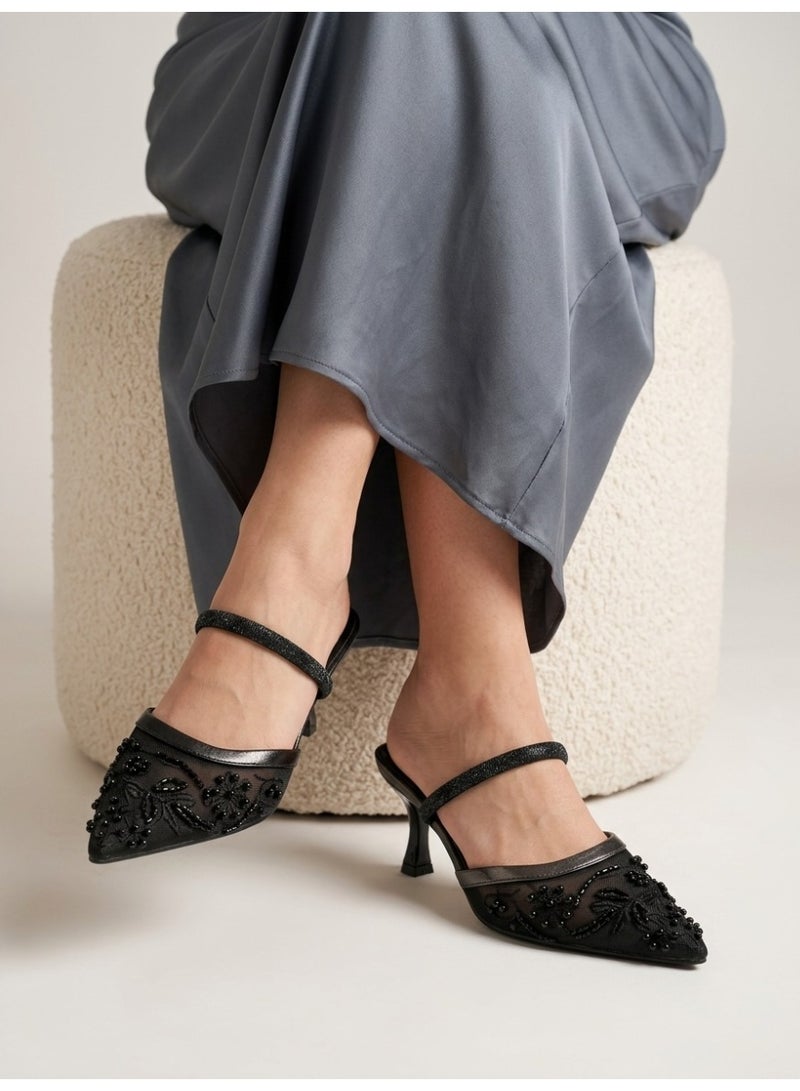 فيبراندا هيلز أنيق مطرز من الأمام بتصميم مدبب يضيف لمسة أنوثة وفخامة C-92 - Image 3