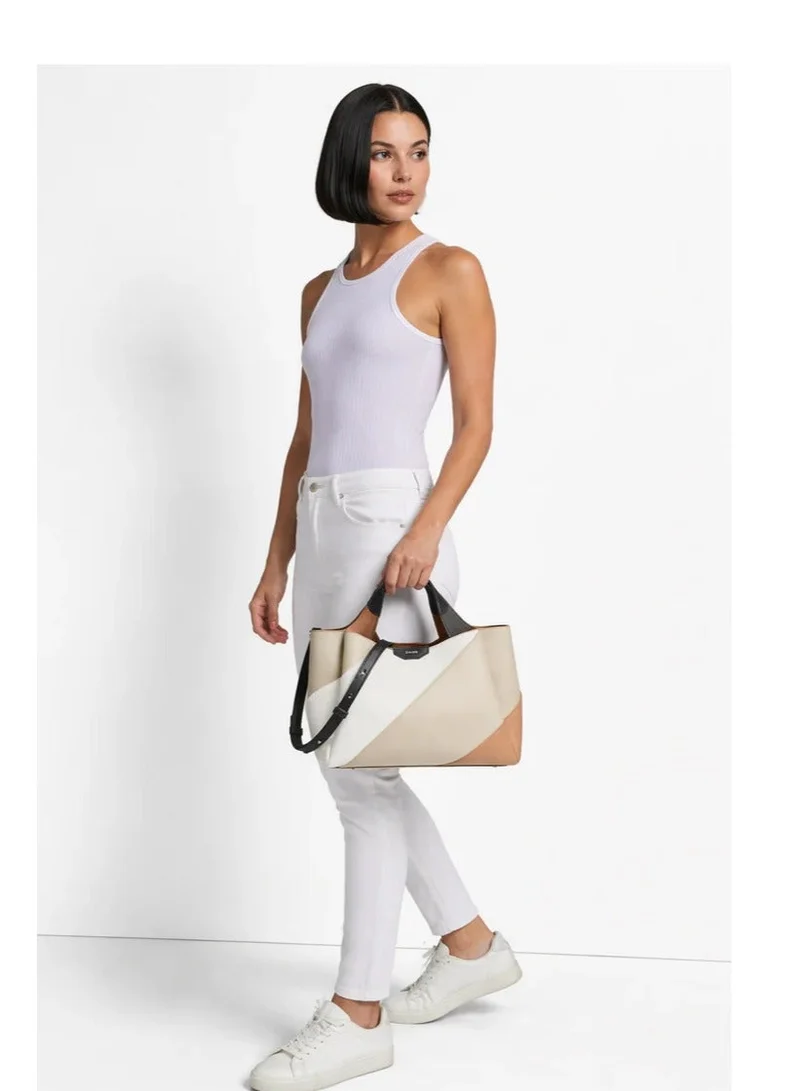 د ك ن ي حقيبة ويللا