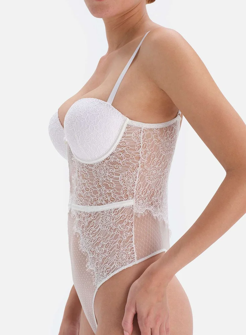dagi Lace Detail Bodysuit