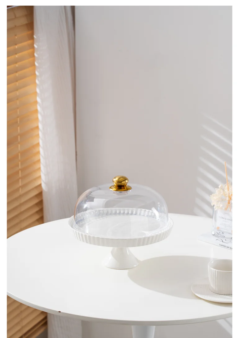 Shallow Shallow Elegant Porcelain 27cm White Cake Plate with Plastic Lid