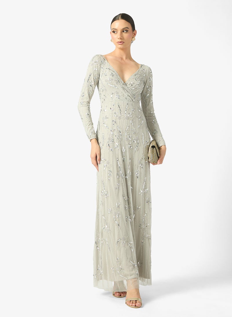 بيوت فستان ماكسي طويل بأكمام طويلة وياقة على شكل حرف  مزين بالترتر من أنزال - Image 4